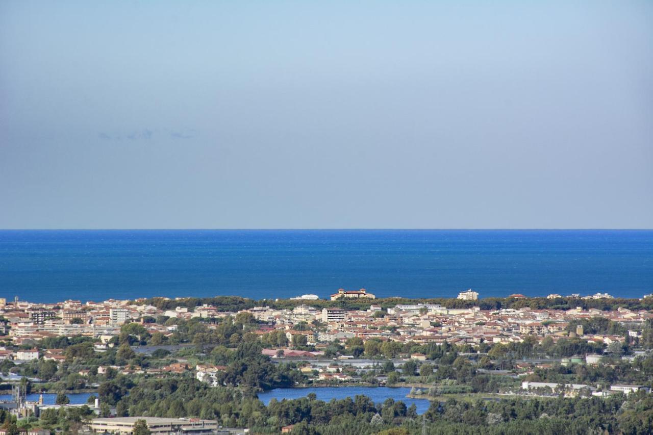 Casale Belvedere "Il Melograno" Massarosa Luaran gambar